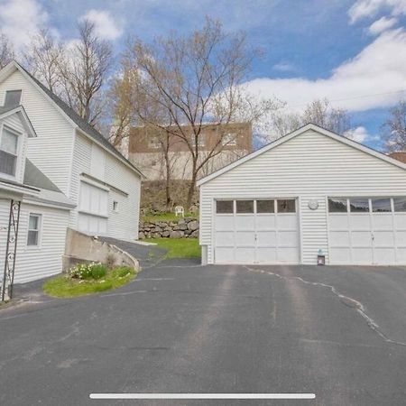 Cute 6-Bedroom Getaway In The Heart Of Littleton Exterior foto